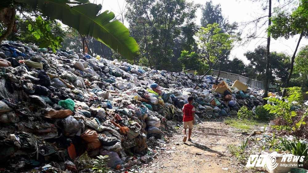 bãi rác 4