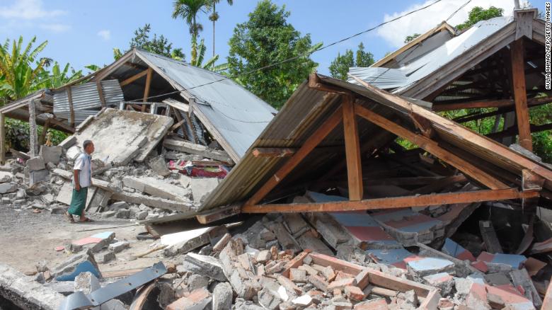 180730094913-01-lombok-earthquake-monday-exlarge-169