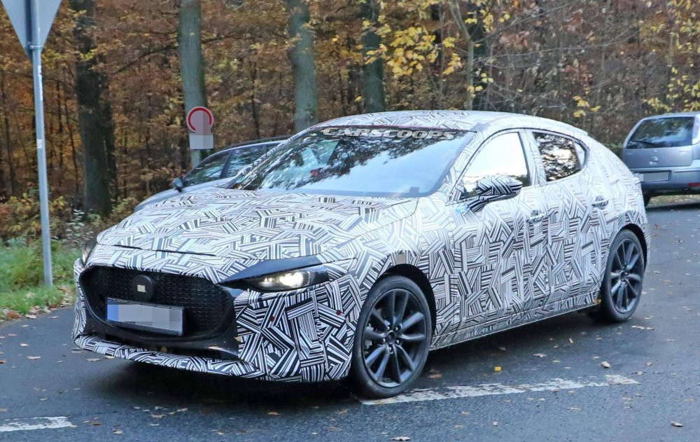 77ef0a8e-2019-mazda3-hatchback-spy-shots-8 5