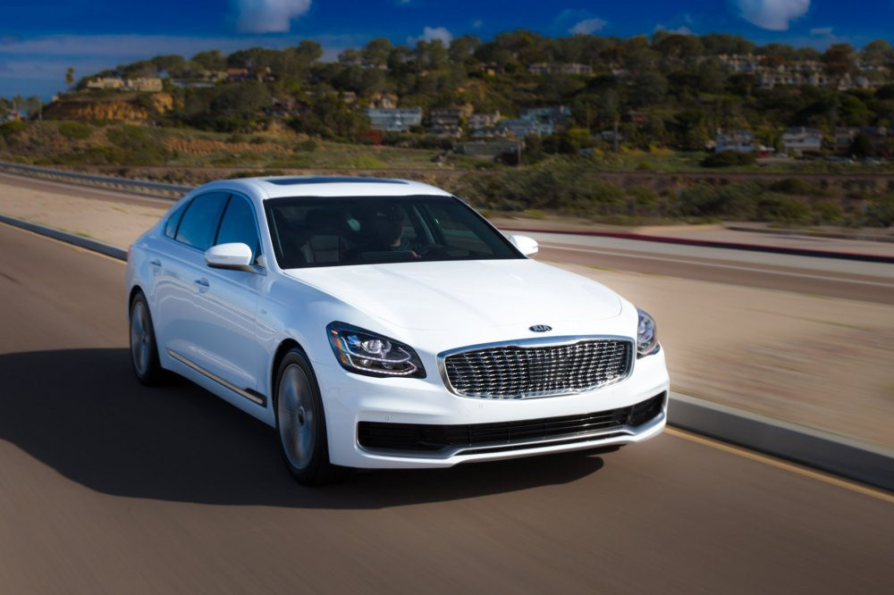 6a7390a4-2019_kia-k900-07