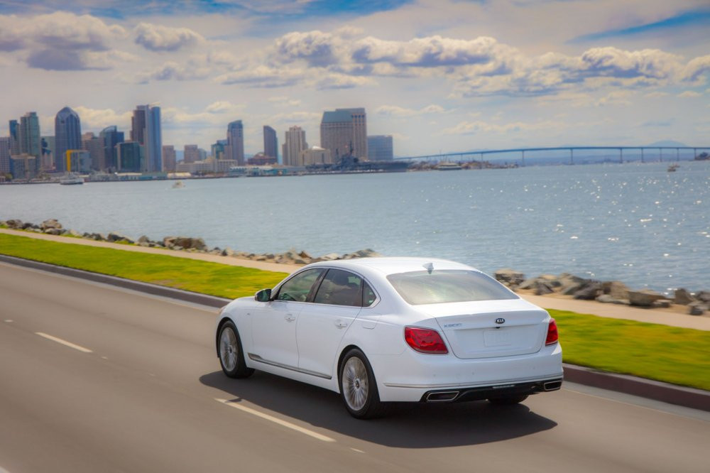 80dfee88-2019_kia-k900-09