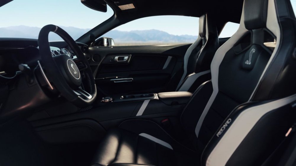 2020-ford-mustang-shelby-gt500-1 (2) 5