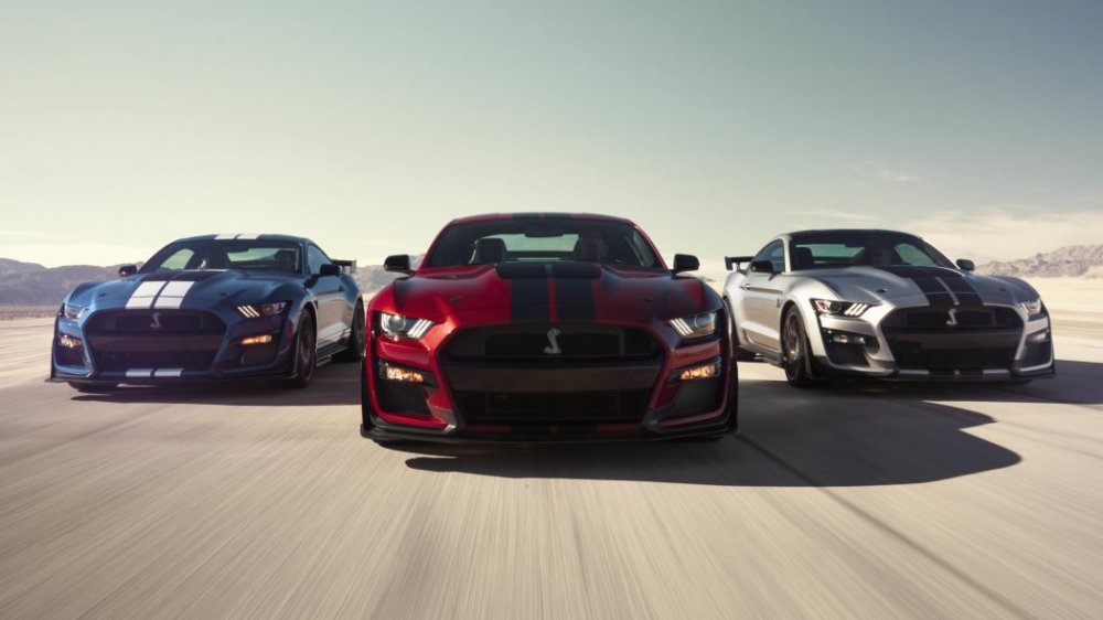 2020-ford-mustang-shelby-gt500-1 3