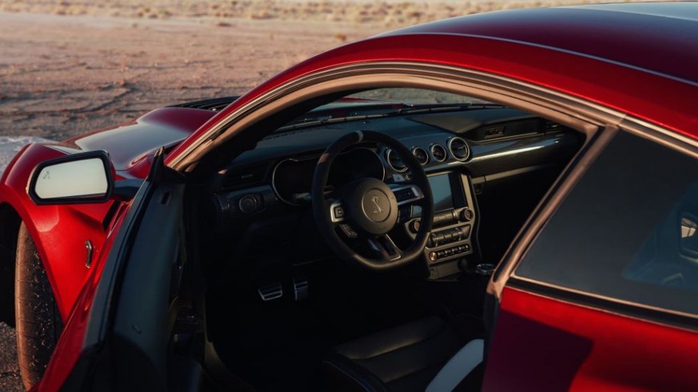 2020-ford-mustang-shelby-gt500-1 (5) 8