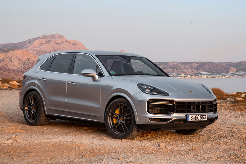 9-porsche-cayenne-turbo 9