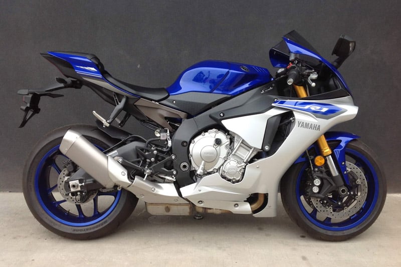 7-Yamaha-YZF-R1 7