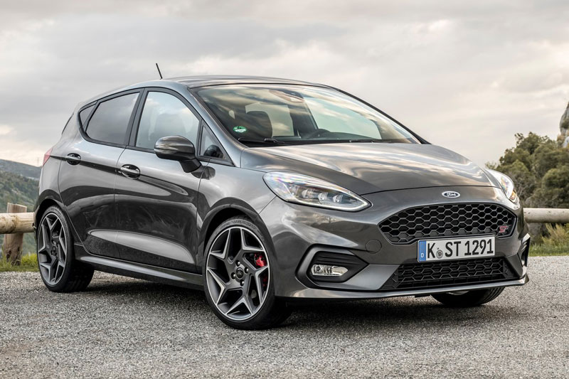 7-Ford-Fiesta_ST 7