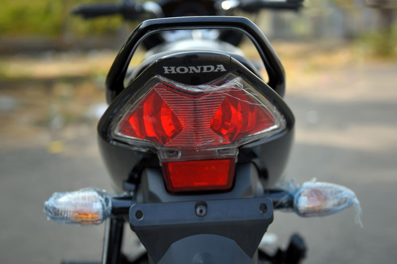 Honda-CB-Unicorn-10 9