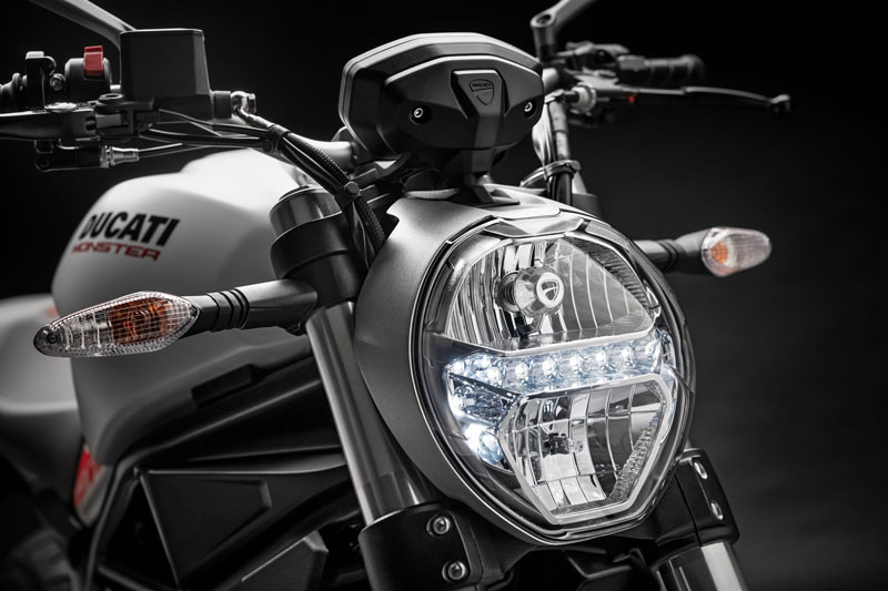 2019-Ducati-Monster-797-2