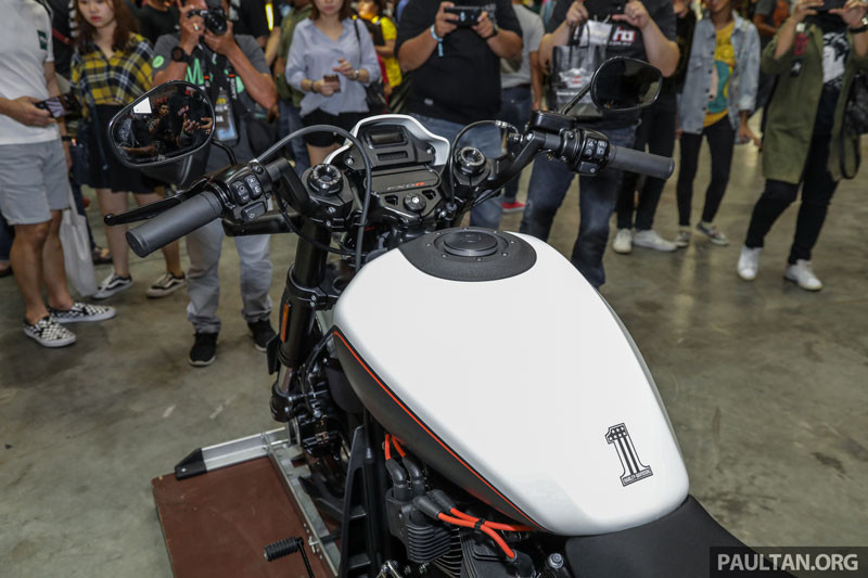 Harley-Davidson-FXDR-114-2019-7 7