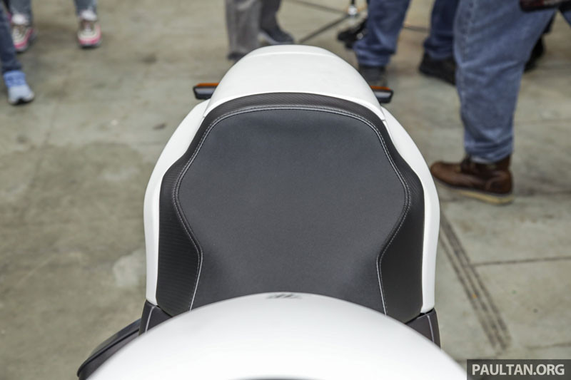 Harley-Davidson-FXDR-114-2019-9 9