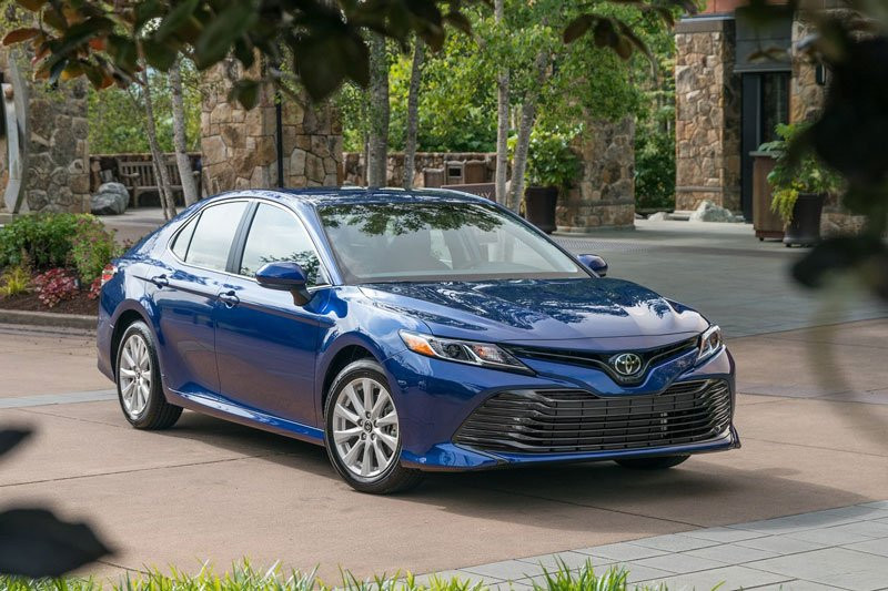 8-Toyota-Camry 7