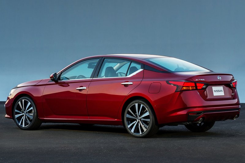4-Nissan-Altima-2019 3