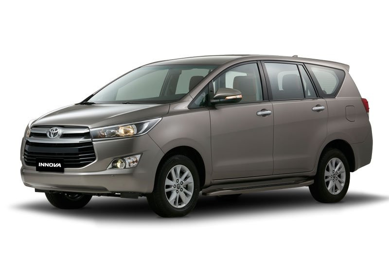 6-Toyota-Innova 4