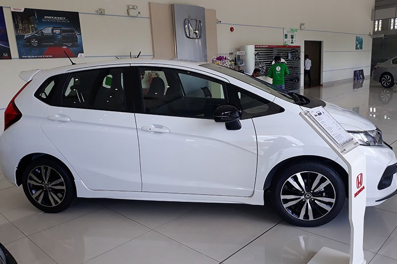 4-Honda-Jazz 3