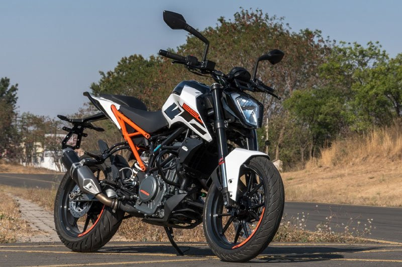 KTM-250-Duke-2019-1