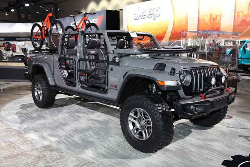 4-Jeep-Gladiator 3