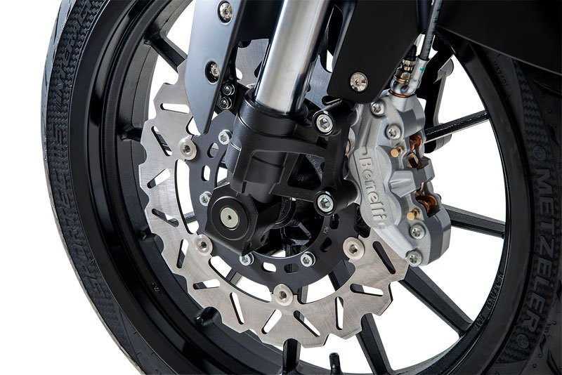 2019-Benelli-Leoncino-250-3 3