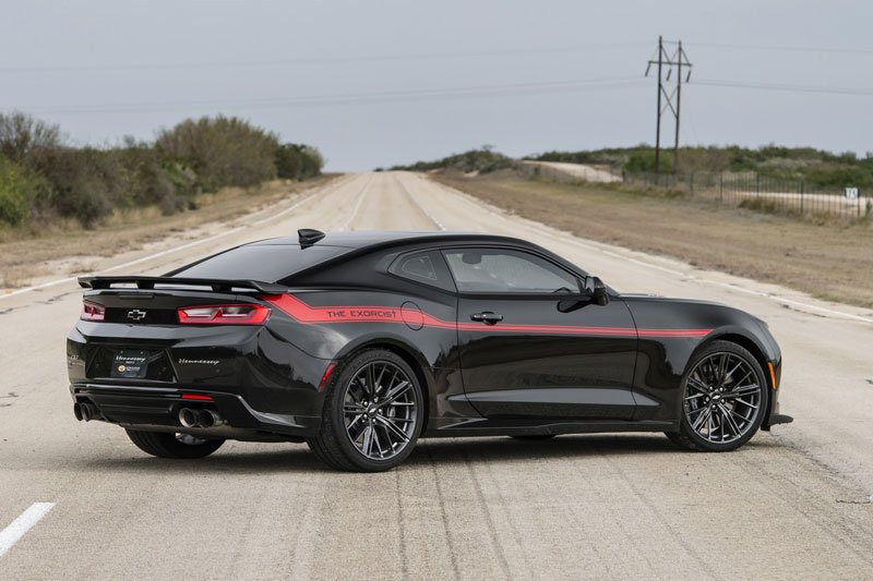 Chevrolet-Camaro-ZL1-Exorcist-1