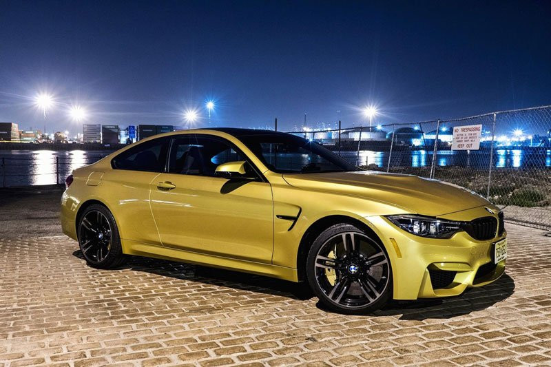 BMW-M4-Coupe-2019-1