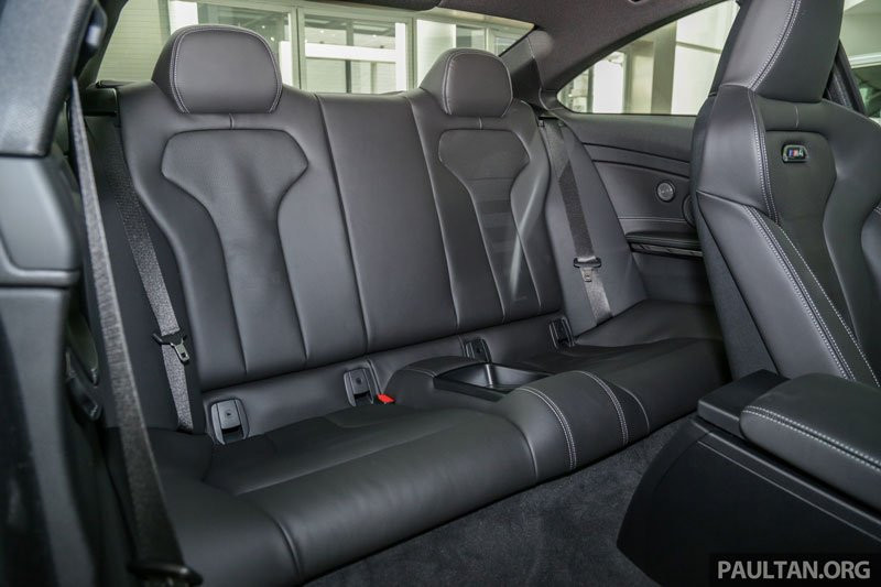 BMW-M4-Coupe-2019-14 13