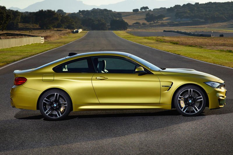 BMW-M4-Coupe-2019-4 3