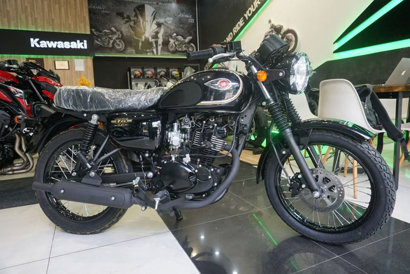 Kawasaki-W175-SE-1