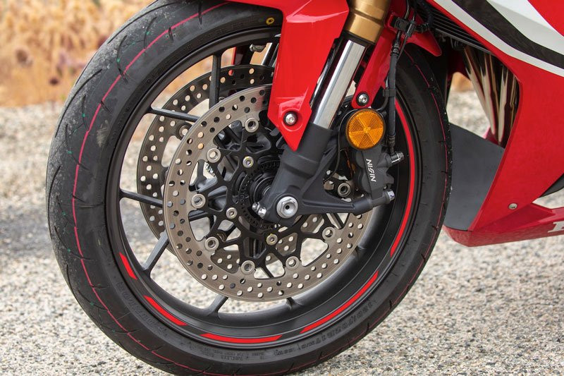 2019-Honda-CBR650R-3 3