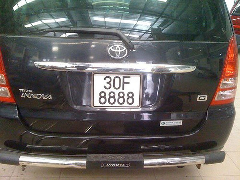 4-Toyota-Innova 3