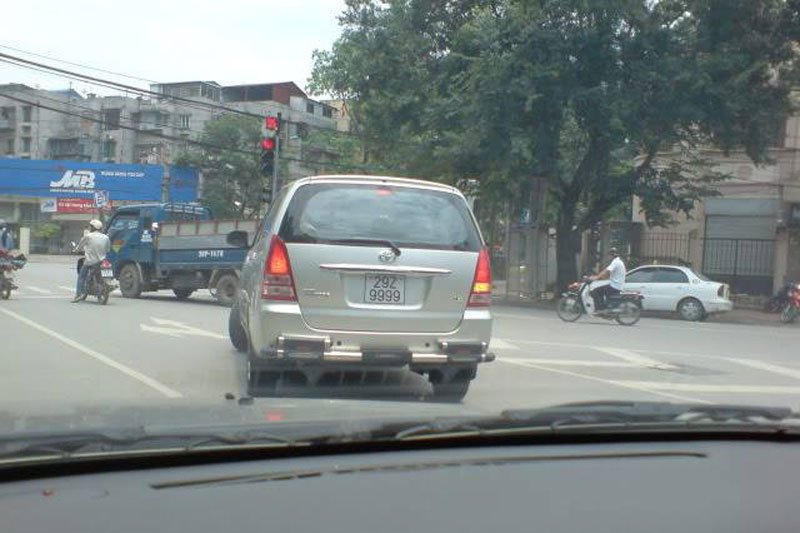 6-Toyota-Innova-2 5
