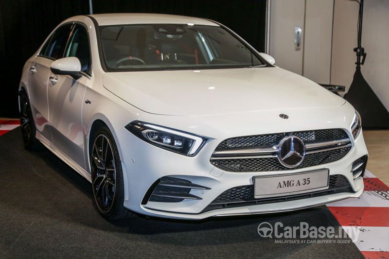 Mercedes-AMG-A35-Sedan-2019-1