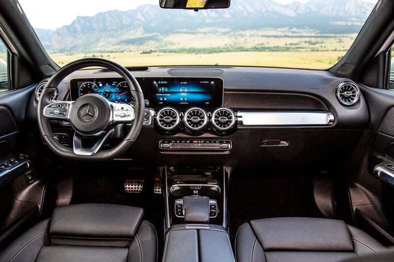 2020-mercedes-glb-4 3