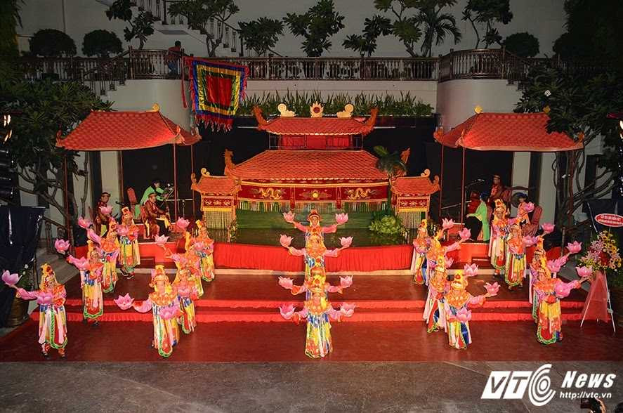 rex hotels saigon - mua r