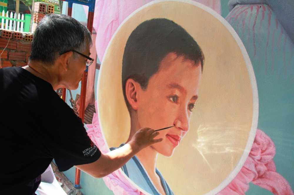 tranh gom su
