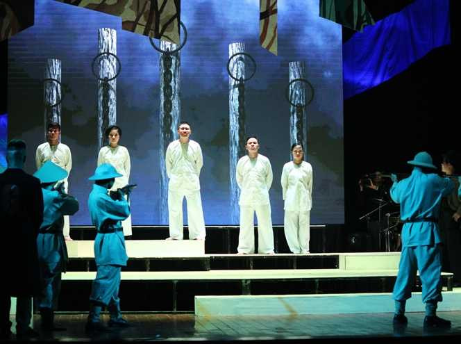 Hung Dong - cai luong 1