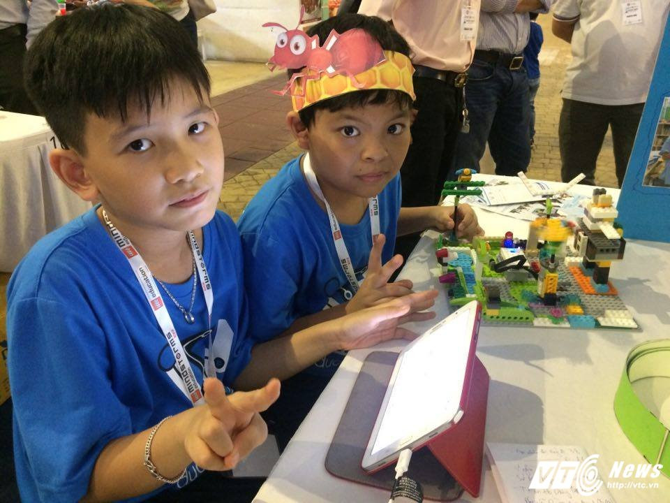 Hinh anh Hang tram hoc sinh tieu hoc TP.HCM hao hung voi cuoc thi khoa hoc ung dung 2017 8