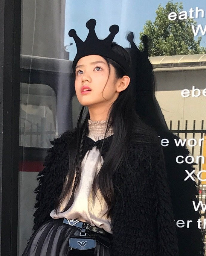 Co be 12 tuoi cao 1,60 m duoc vi nhu 'tieu my nhan' Trung Quoc hinh anh 13