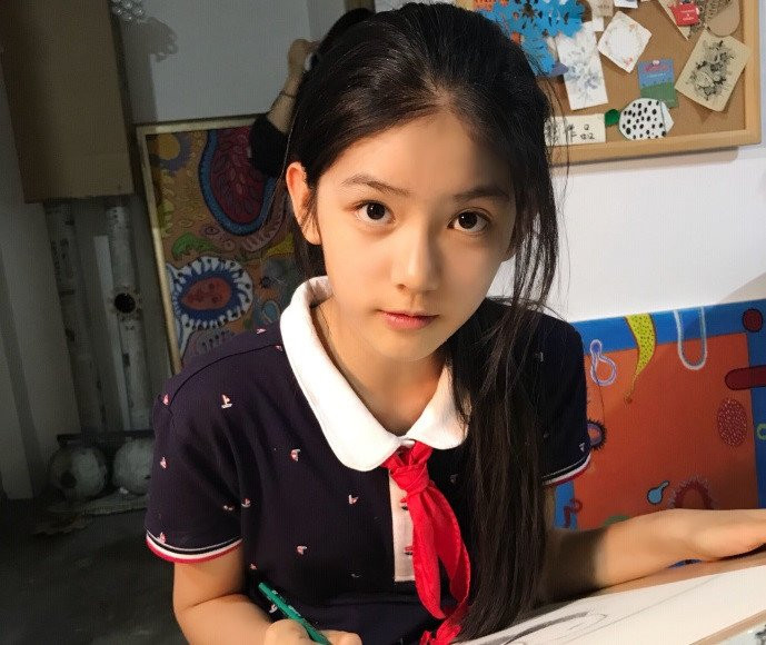 Co be 12 tuoi cao 1,60 m duoc vi nhu 'tieu my nhan' Trung Quoc hinh anh 1