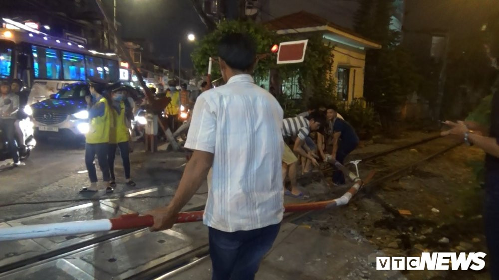 01136.MTS_snapshot_00.05