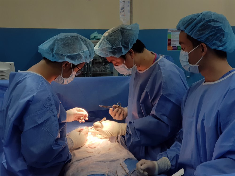 mot ca phau thuat tai BVBD_2