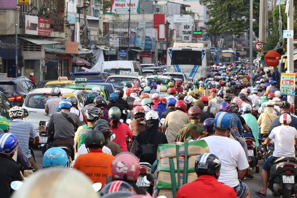 40554438_1039500542878720_141262393488441344_n 8