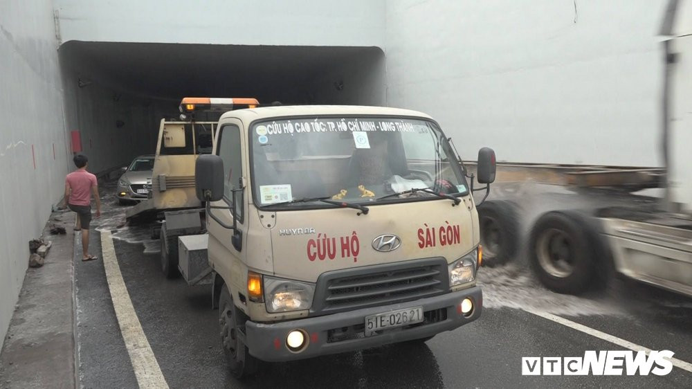 42058375_309300469858930_991345681039884288_n