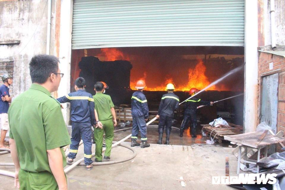 49005419_305326683433965_6675936636204744704_n 4