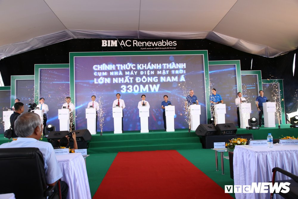 thuc-hien-nghi-thuc-dong-cau-giao-hoa-luoi-dien-quoc-gia-tai-Thuan-nam