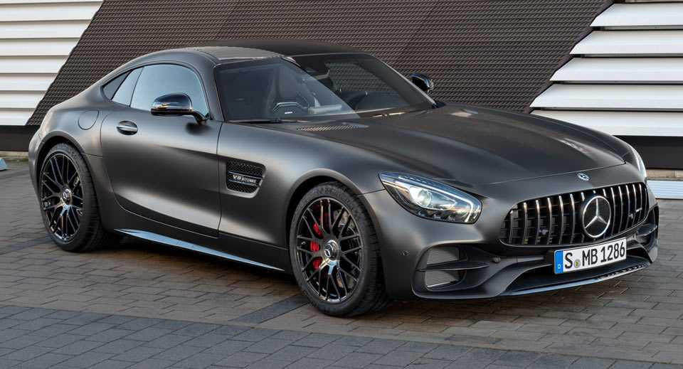 2018-mercedes-amg-gt-c-edition-50-0