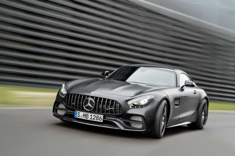 2018-mercedes-amg-gt-c-edition-50-6