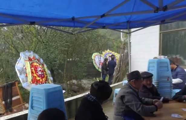 PAY-AsiaWire_AlivePensioner_04