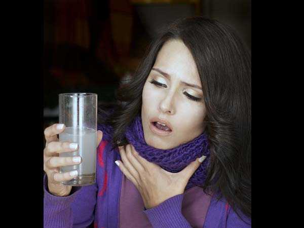 13-1486980960-3throatpain