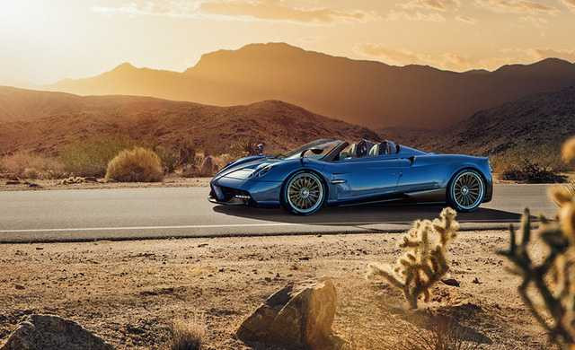 2018-pagani-huayra-roadst