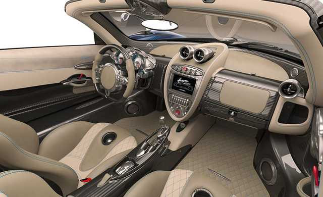 2018-pagani-huayra-roadst